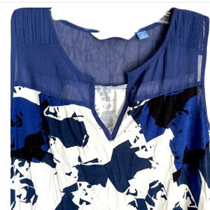 Simply Vera Sleeveless Top Womens XS Hi Lo Hem‎ Sheer Neckline Lightweight